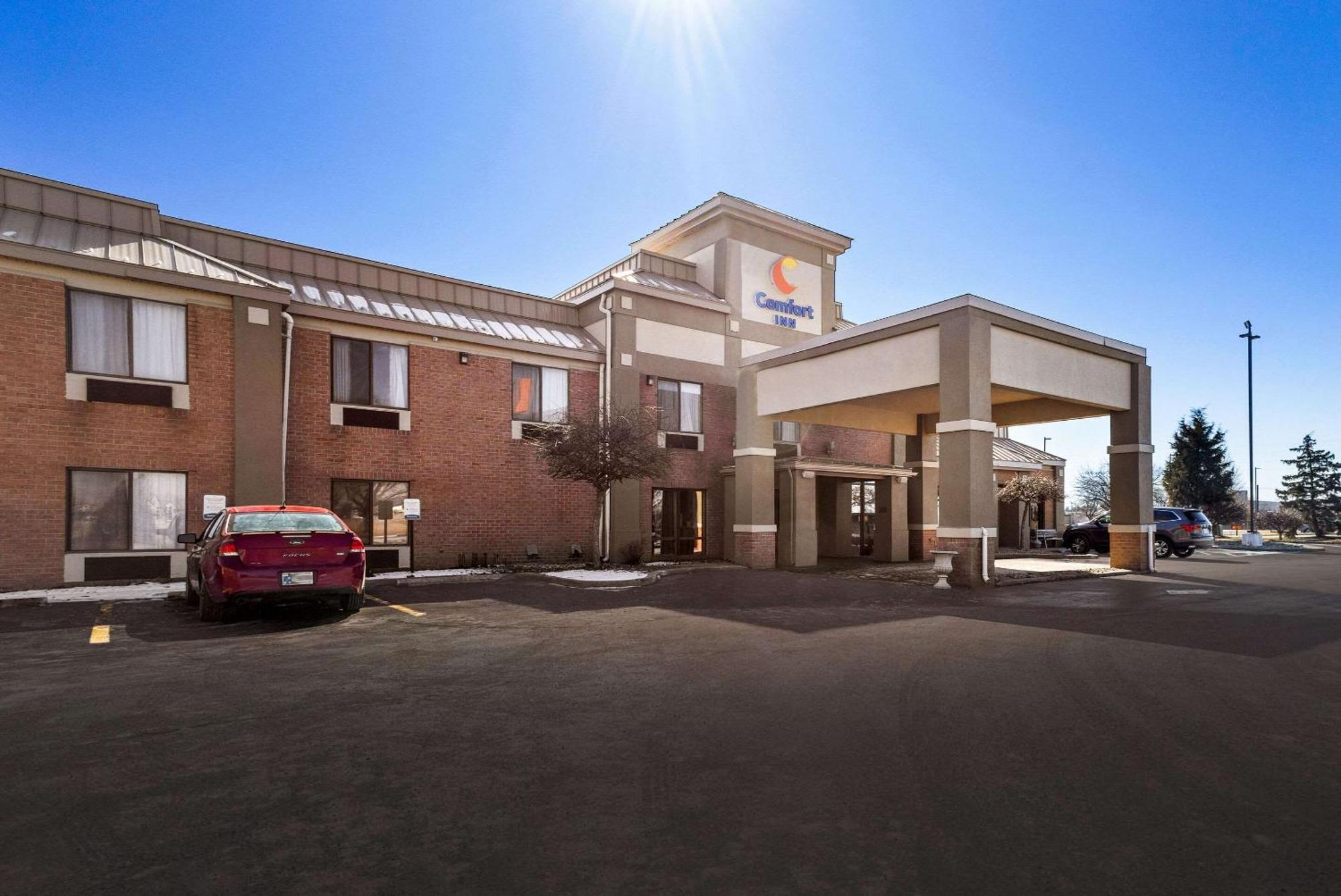 Comfort Inn Huntington Near University Zewnętrze zdjęcie