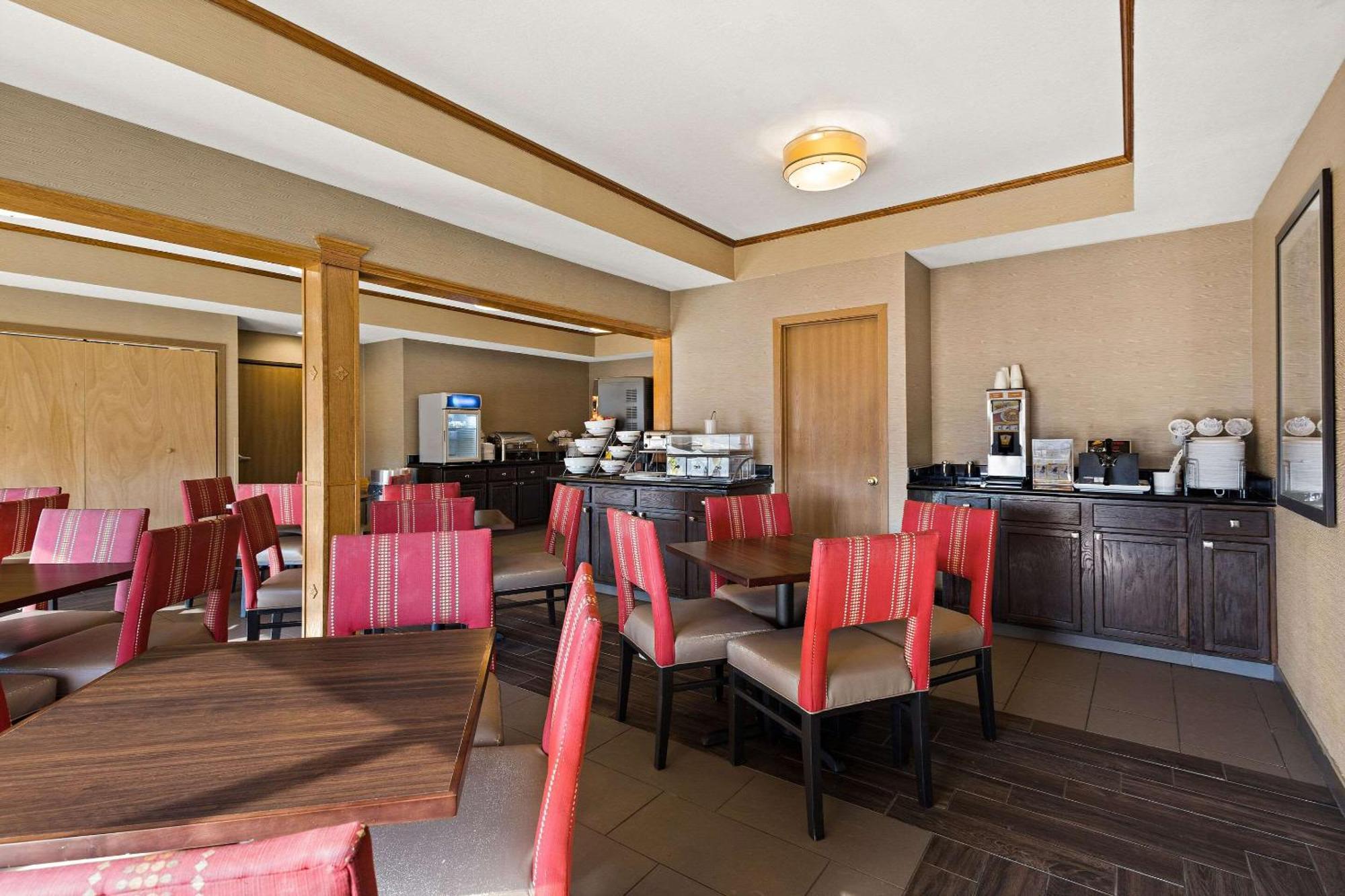 Comfort Inn Huntington Near University Zewnętrze zdjęcie