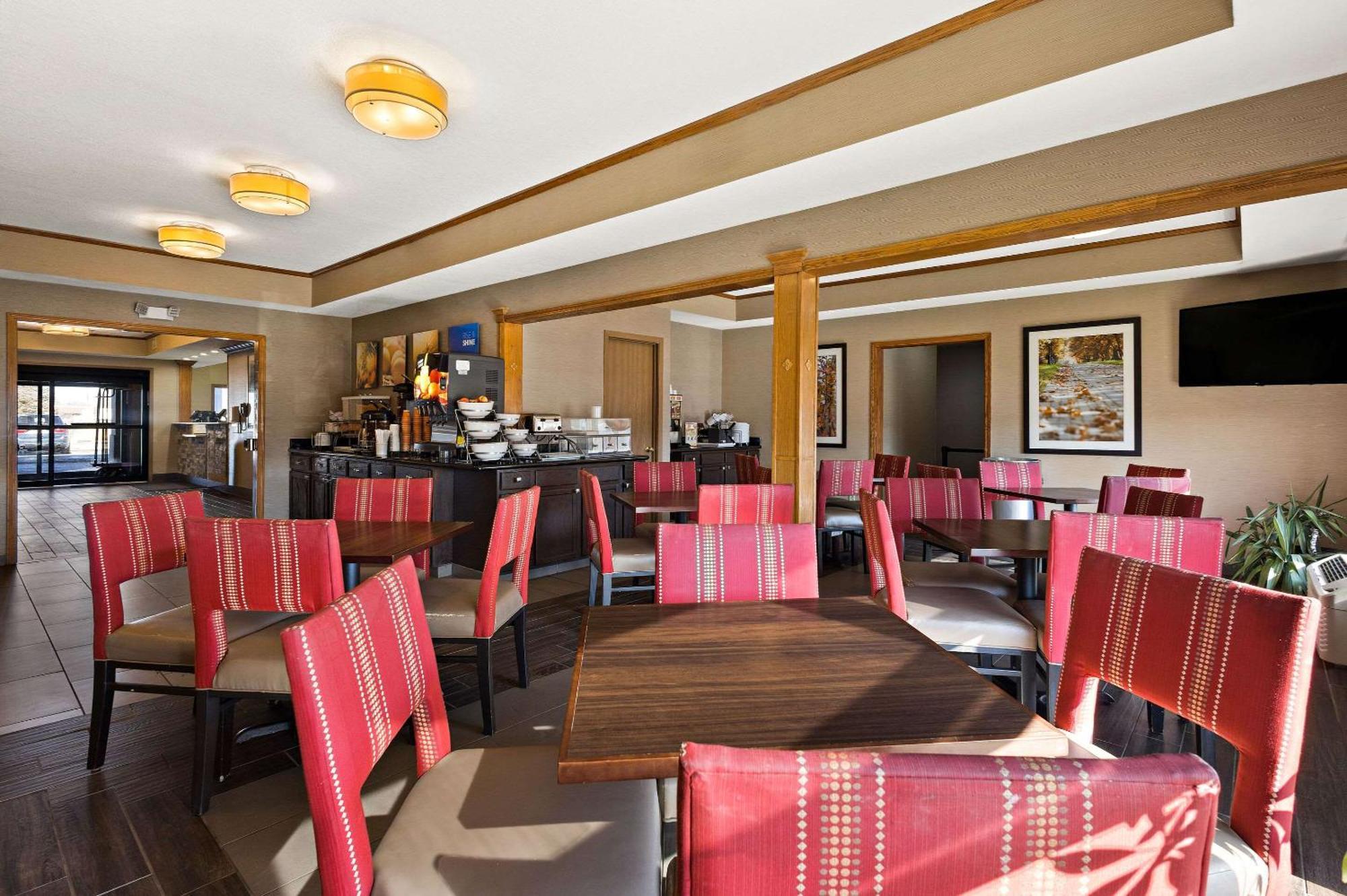 Comfort Inn Huntington Near University Zewnętrze zdjęcie